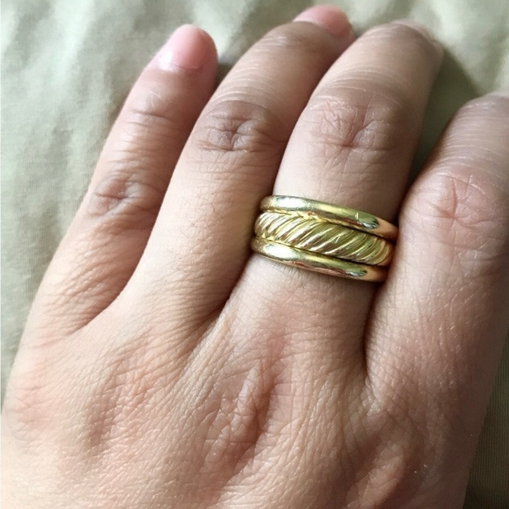 Authentic David Yurman solid Gold Ring (18K)(13.5grams)